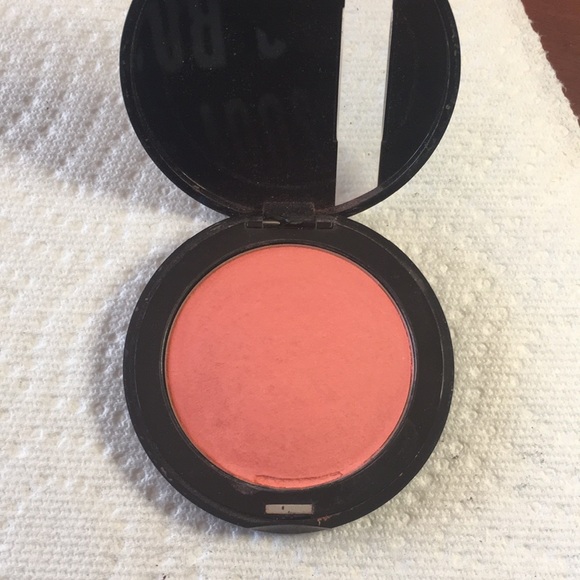coral pink blush